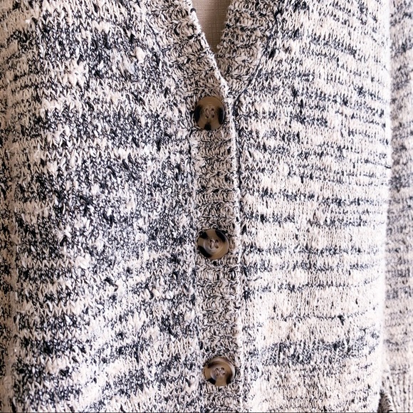 LOVE BY DESIGN Button Front Cardigan - Picture 7 of 10